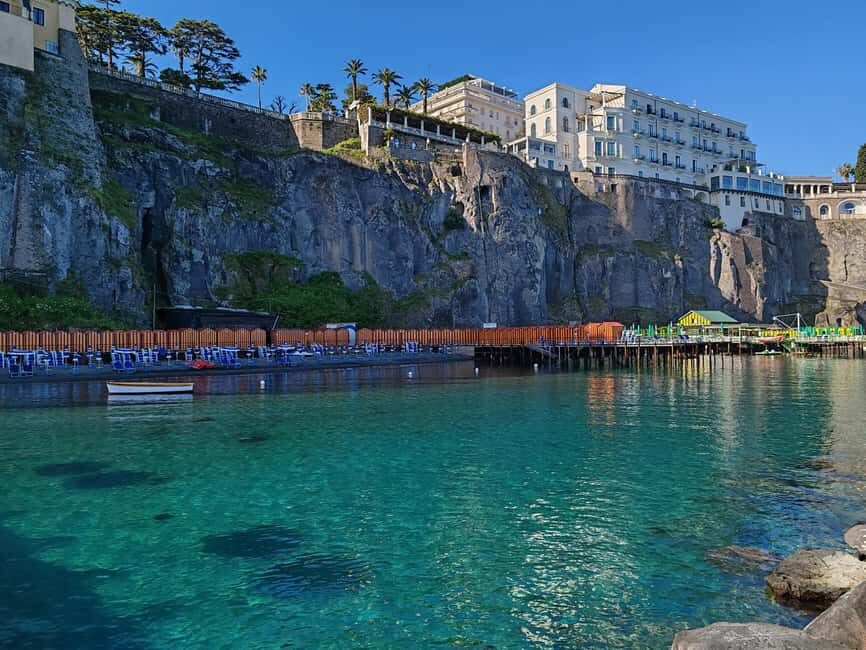 Sorrento: Art & Food Tour with Tastings - Free tastings that feel specific to Sorrento, not generic