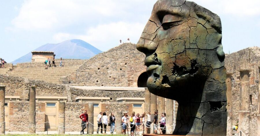 Sorrento: Pompeii and Vesuvius Day Trip with Entry and Lunch - Mount Vesuvius National Park: the 1000m ride and your crater-edge walk