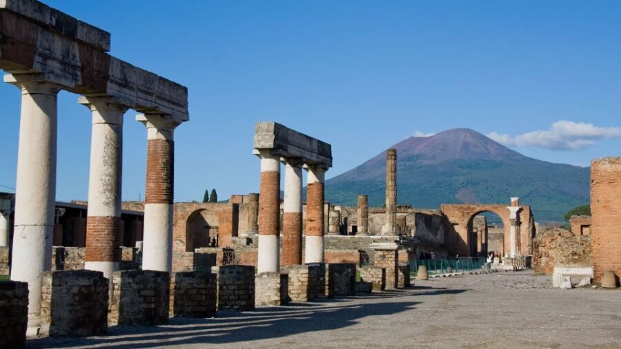 Sorrento: Pompeii and Vesuvius Day Trip with Entry and Lunch - Who this day trip suits best (and who should skip it)