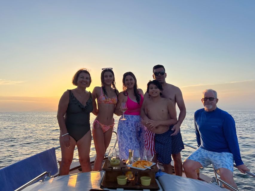 Sorrento: Private Sunset Boat Tour with Music and Aperitif - Aperitif on board: wine or prosecco with music