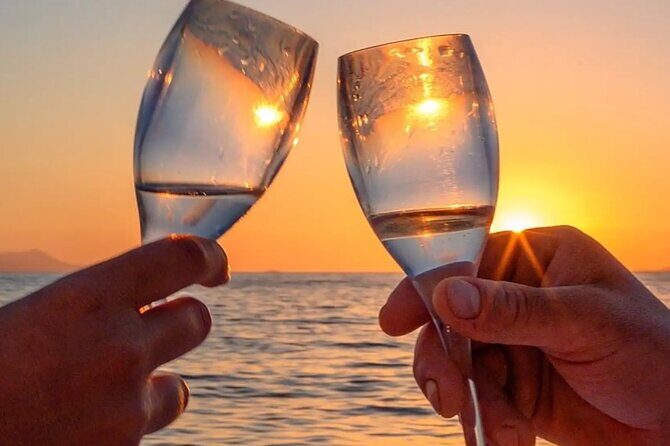 Sorrento Sunset Private Tour - Premium 28ft Boat - Why this Sorrento sunset tour feels different on a private 28ft boat