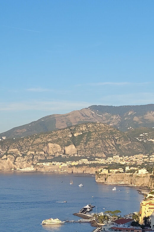 Sorrento through the eyes of a local - Piazza Tasso to the Pity Road: the old town feels real