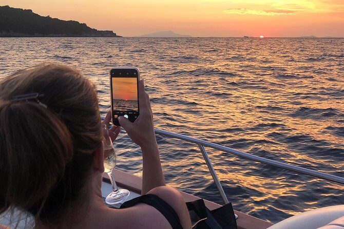 Sunset Boat Tour from Sorrento to Capri - Capri Funicular Stop: 3 Hours in the Center Without the Rush