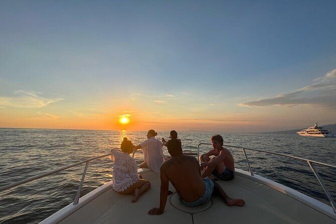 Sunset cruise on Amalfi Coast - The Free Bar and Aperitif: What You Get, How to Pace It
