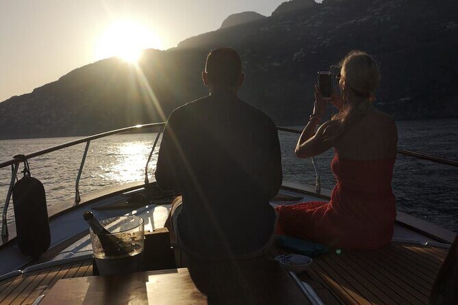 Sunset Group Boat Tour from Positano or Praiano - Positano to Praiano: the Prosecco-and-limoncello part you’ll remember