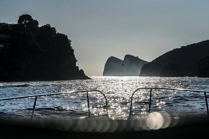 Sunset Luxury: Capri on fire - Cruising the Sorrentine Peninsula on a Private Schedule