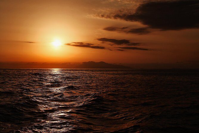 Sunset tour by private boat - Marina Piccola and Grotta dei Marinai: a calmer bay moment