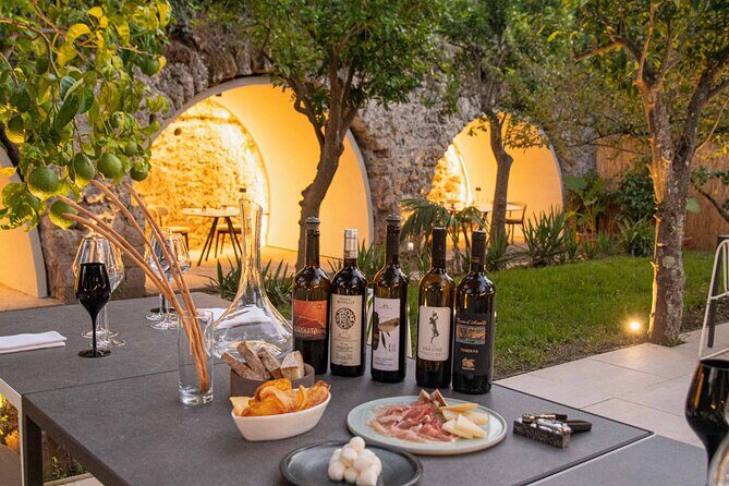 Tasting of 5 Wines with Typical Products in Sorrento - The 5-wine flight: how Campania flavors connect