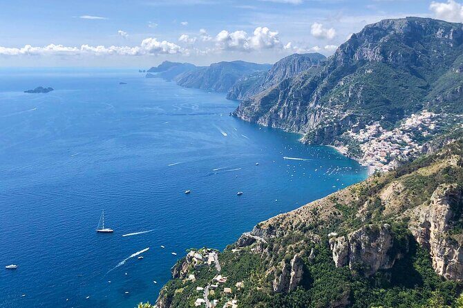 The Path of The Gods Private Guided Hike with Transfer - Transfer to Bomerano: start the day without the headache