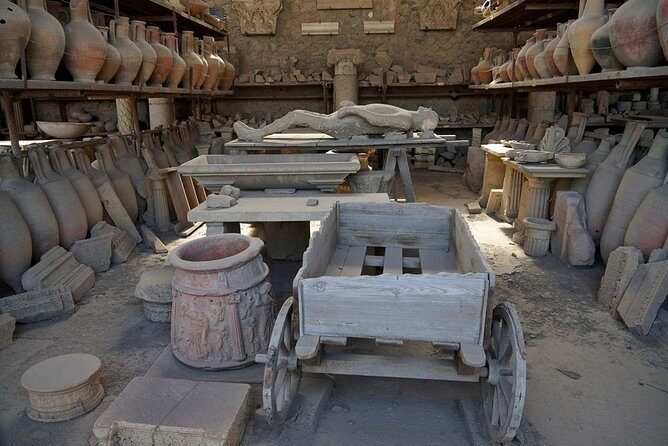 The real life in the old Pompeii tour with Archaelogical Guide All Inclusive - Pickup and skip-the-line entry: the real value