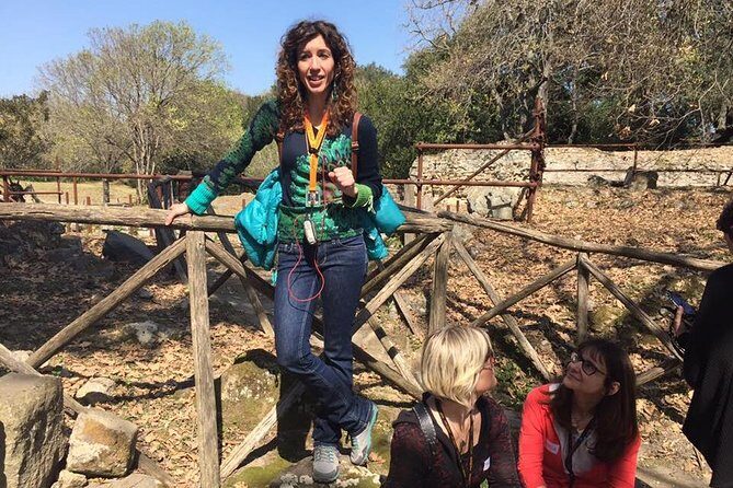 Tour in the ruins of Cuma with an archaeologist. - The official guide makes the ruins make sense