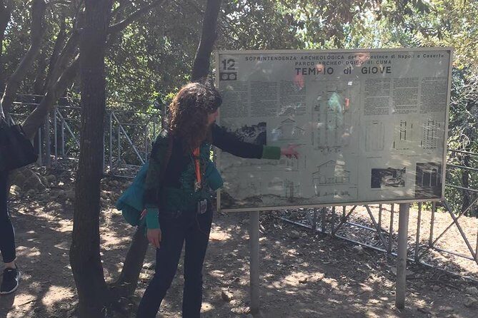 Tour in the ruins of Cuma with an archaeologist. - Meeting point in Pozzuoli: how to plan your timing and logistics