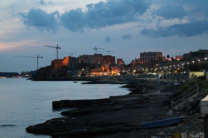 Tour in the ruins of Pozzuoli with an archaeolgist. - Starting at Anfiteatro Flavio Neroniano: the amphitheatre walkthrough