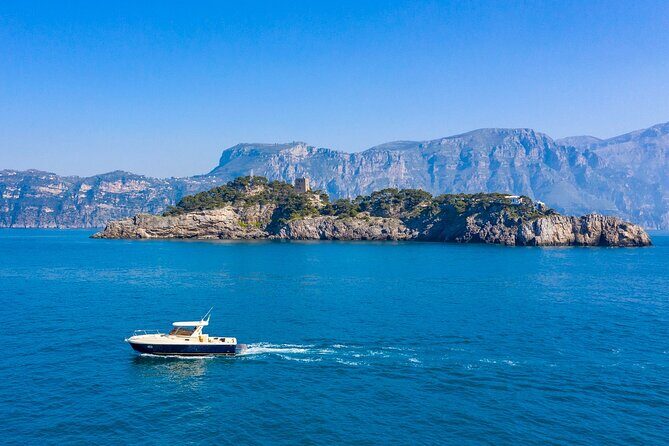 Tour Privato della Costiera Amalfitana in Barca - Amalfi town time: classic waterfront energy with space to breathe