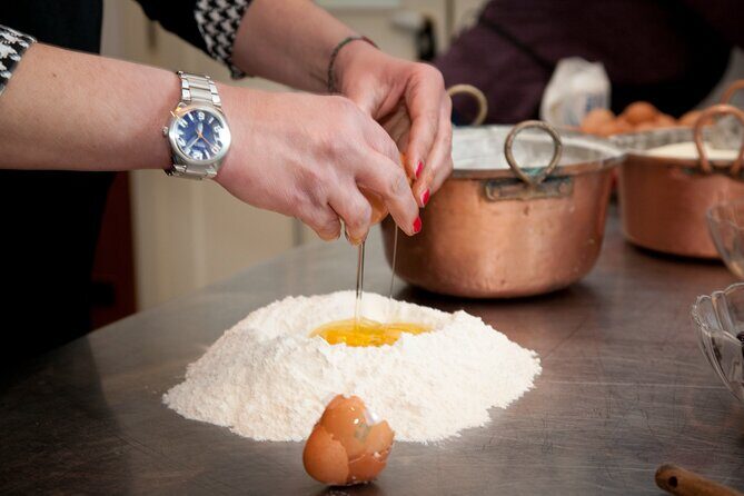 Traditional Neapolitan cooking class - Before You Cook: Herbs, Garden Ingredients, and a Sip of Limoncello