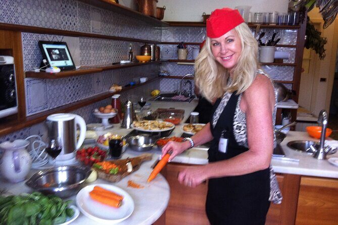 Traditional Neapolitan cooking class - Pasta Workshop: Caprese Ravioli and the Sorrentine Gnocchi Mood