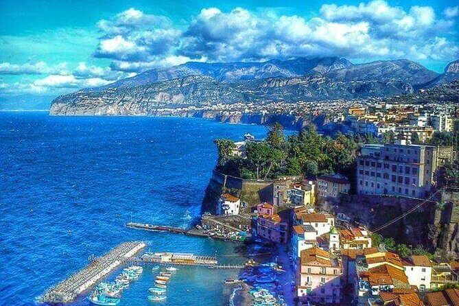 Transfer from Sorrento to Naples airport or station - Mobile ticket and meeting points: keeping the handoff easy