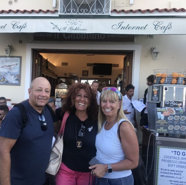 Unforgettable tour of Capri with special convertible coach - The Boat Tour Around Capri: Why the Water Time Matters