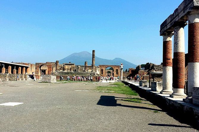 Vesuvius,Herculaneum,Pompeii from Naples or Sorrento - Price and value: is € and time ratio worth it?