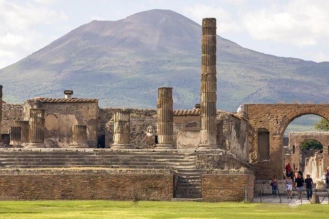 Wine Tour + Pompeii - Pompeii first: why the 2-hour guided window works